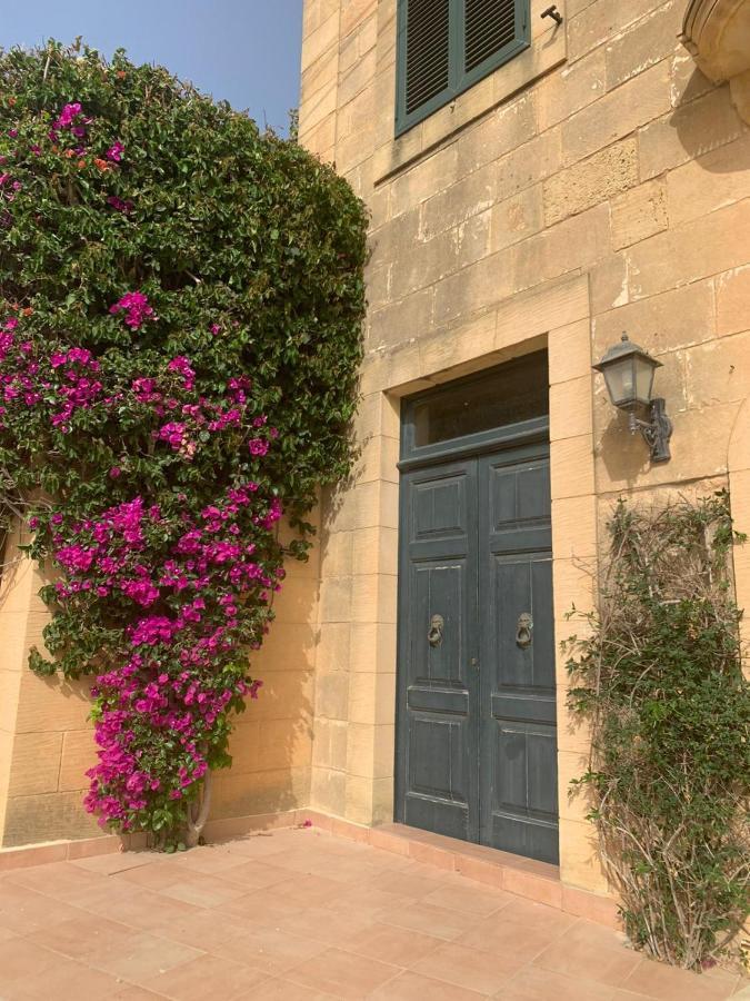 Tal-Mirakli Leilighet Għarb Eksteriør bilde