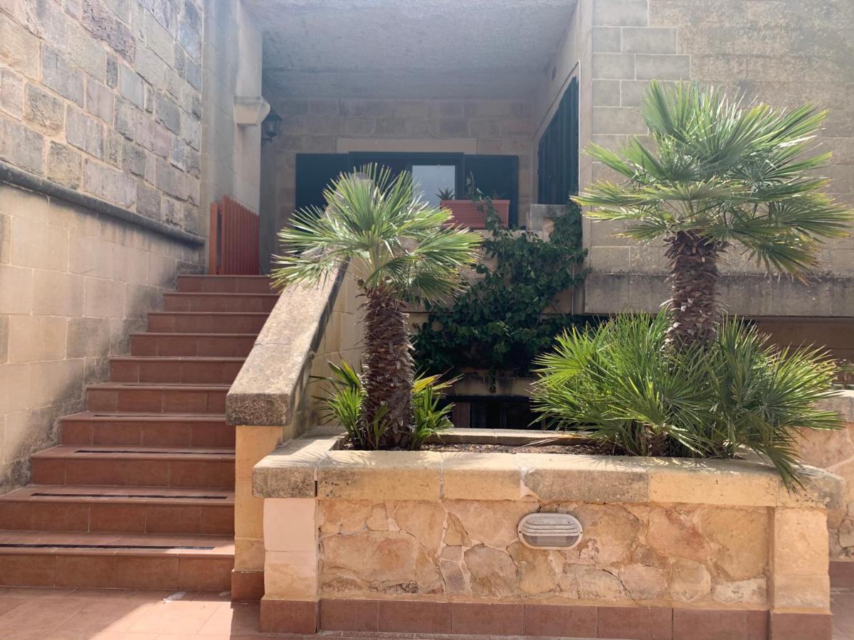 Tal-Mirakli Leilighet Għarb Eksteriør bilde