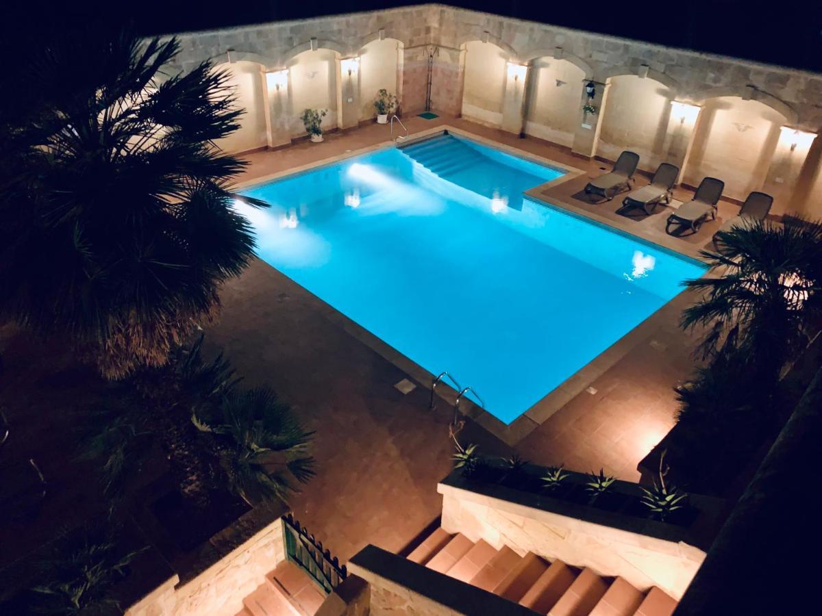 Tal-Mirakli Leilighet Għarb Eksteriør bilde